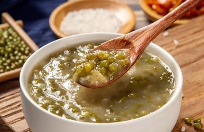 春季做好养生远离疾病困挠 春季养生禁忌要知道(图4) 春季做好养生远离疾病困挠 春季养生禁忌要知道(图4)